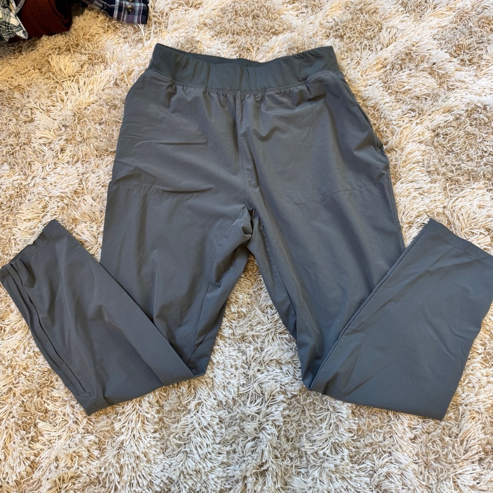 Under Armour Heatgear 28” Fitted Joggers